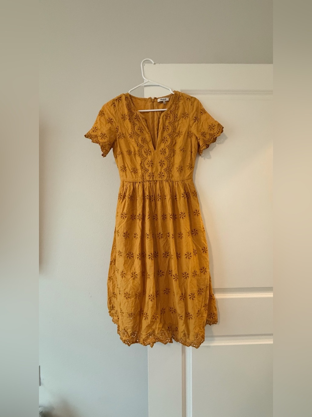 Madewell Mustard Yellow Eyelet Lace Dress V-Neck Short Sleeve Sun Dress Cotton❤️ - Picture 5 of 12
